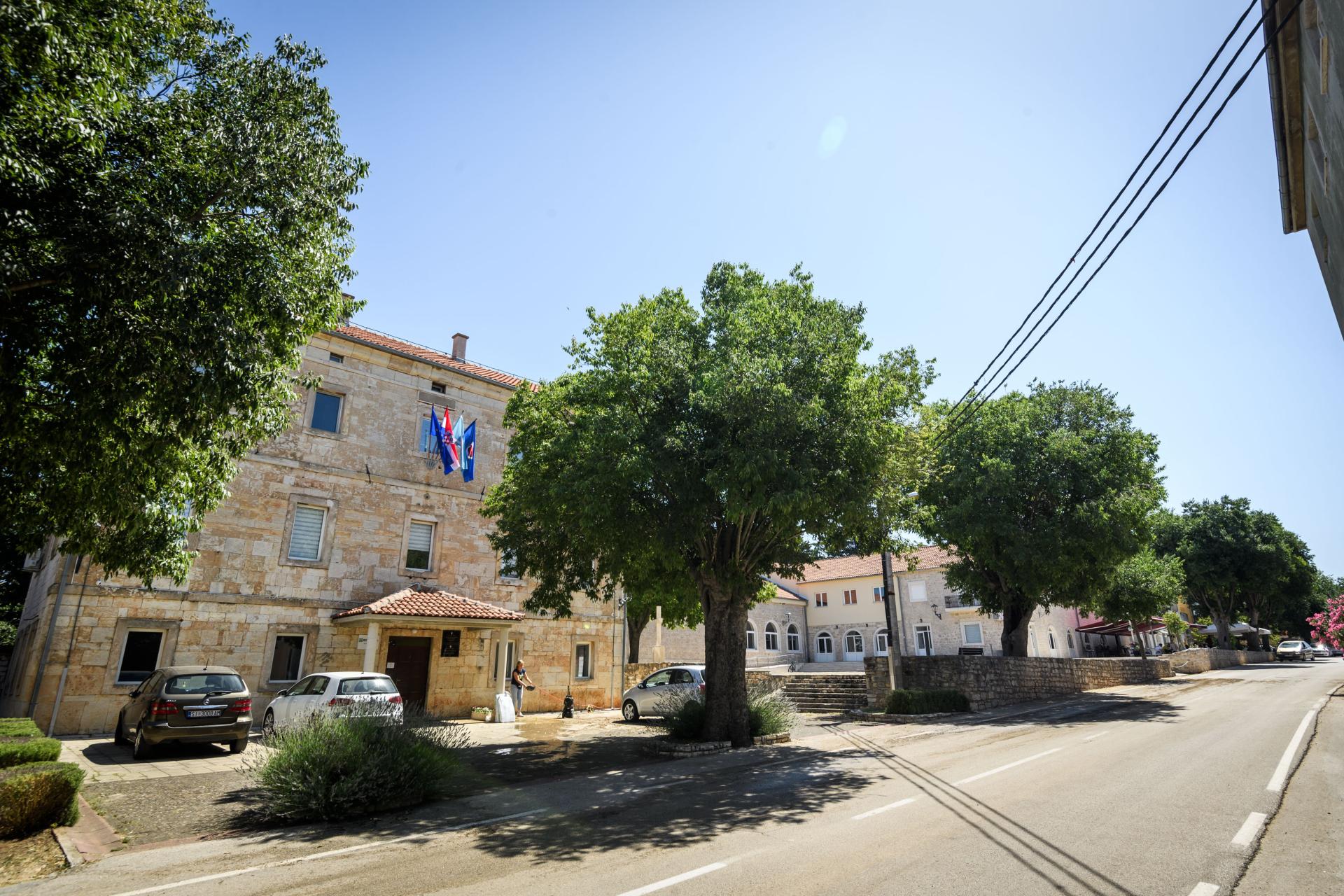 Slobodna Dalmacija U Zagori Je I Zmijama Prevru E I Zato Mi Nisu