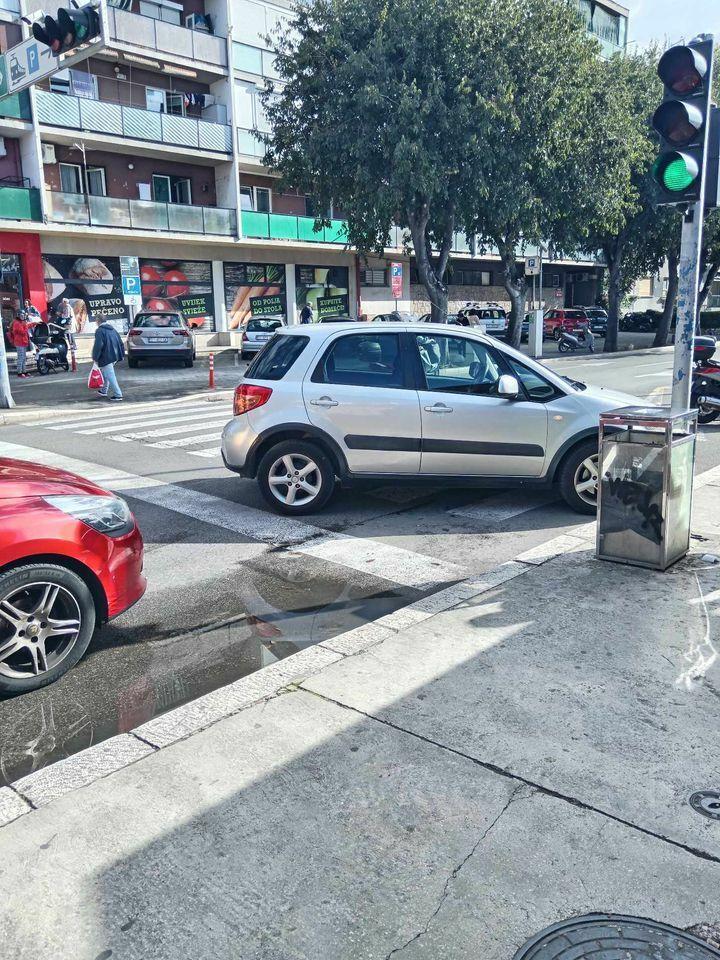 Slobodna Dalmacija Nećete vjerovati gdje je ovaj Šibenčanin parkirao