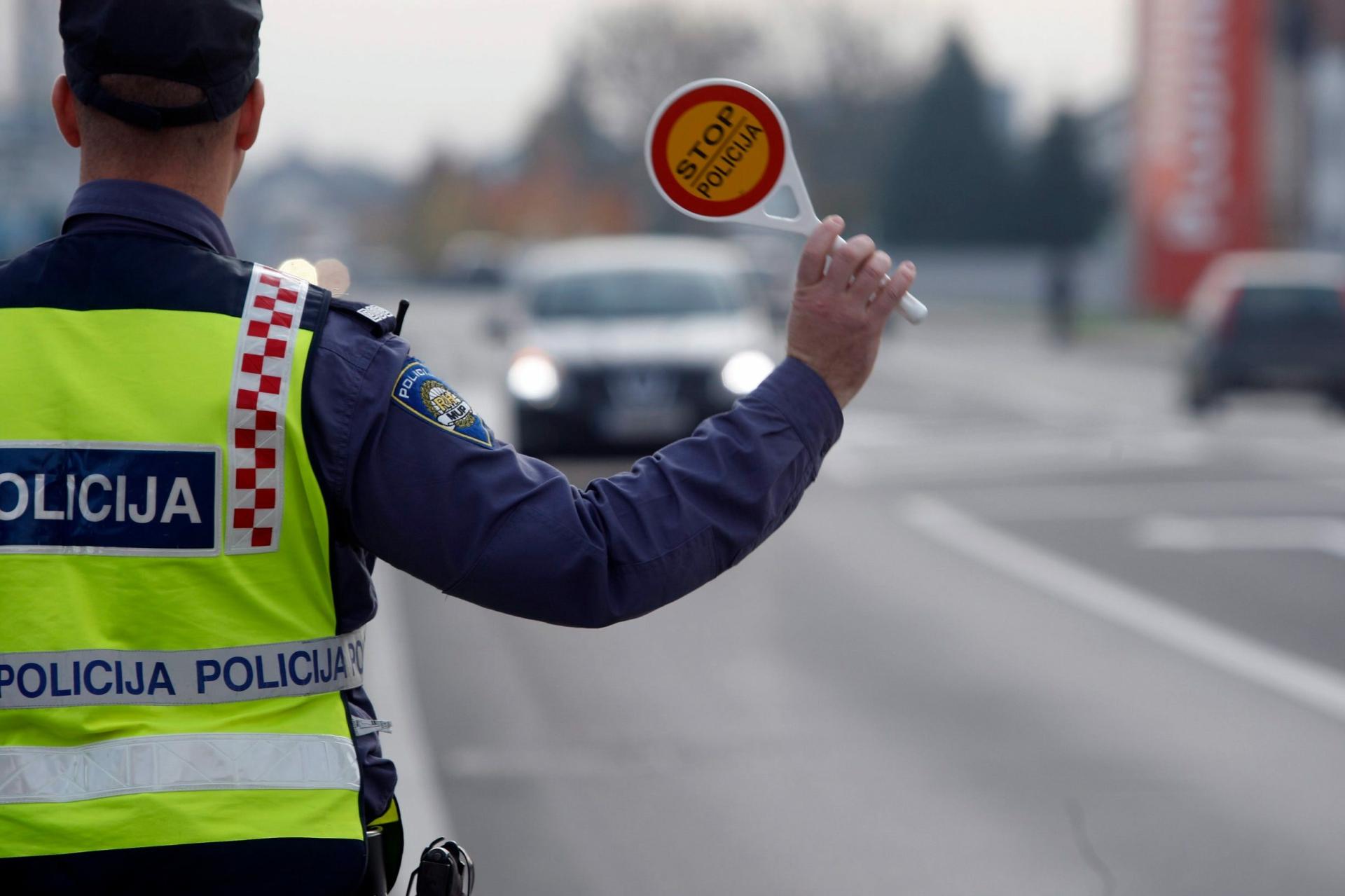 Zadarski Voza U Zadru Upravljao Kombi Vozilom S Promila