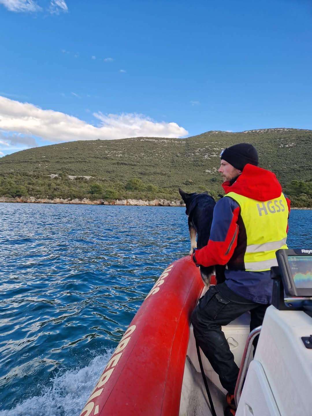 Slobodna Dalmacija Sutra Se Nastavlja Potraga Za Nestalim Mu Karcem