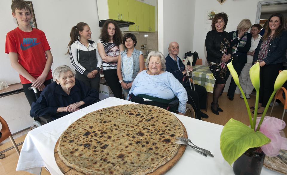 101-godišnja Pera Lučkov i Dragica Kaštelan imale su oštro oko za specijalitet njihova rodnog kraja