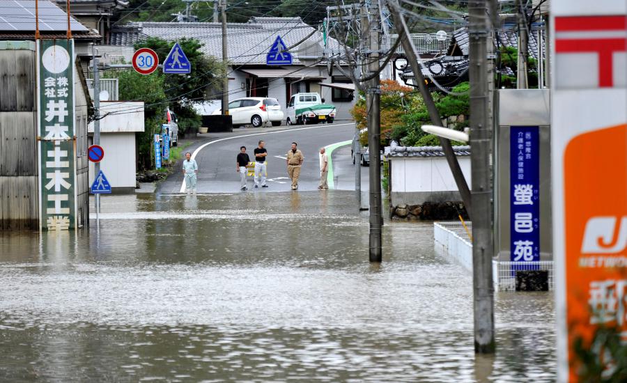 2016-09-20T022609Z_720262918_S1BEUCHPXXAA_RTRMADP_3_ASIA-STORM-JAPAN
