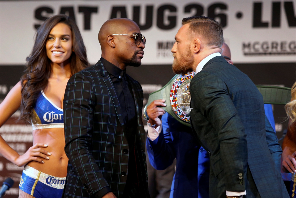 2017-08-23T213614Z_1934111060_RC1F161377B0_RTRMADP_3_BOXING-MAYWEATHER-MCGREGOR