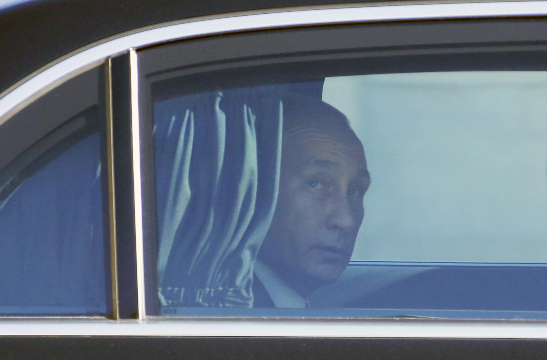 Sve su to laži, od luksuza imam samo Ladu 'na sva 4', kaže Putin