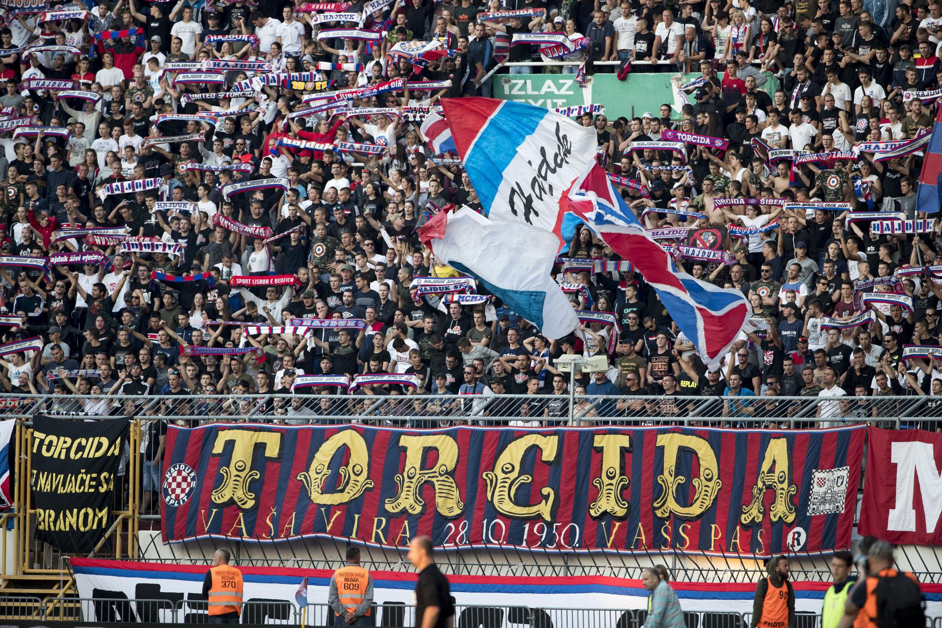 HNK Gorica kažnjena zbog bakljade Torcide na Gradskom stadionu