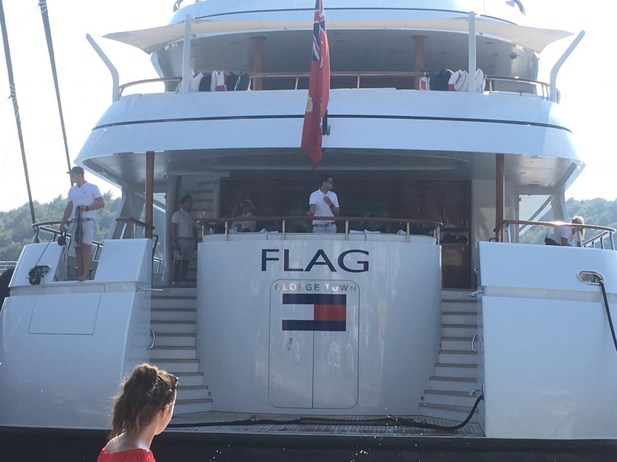 yacht flag tommy hilfiger