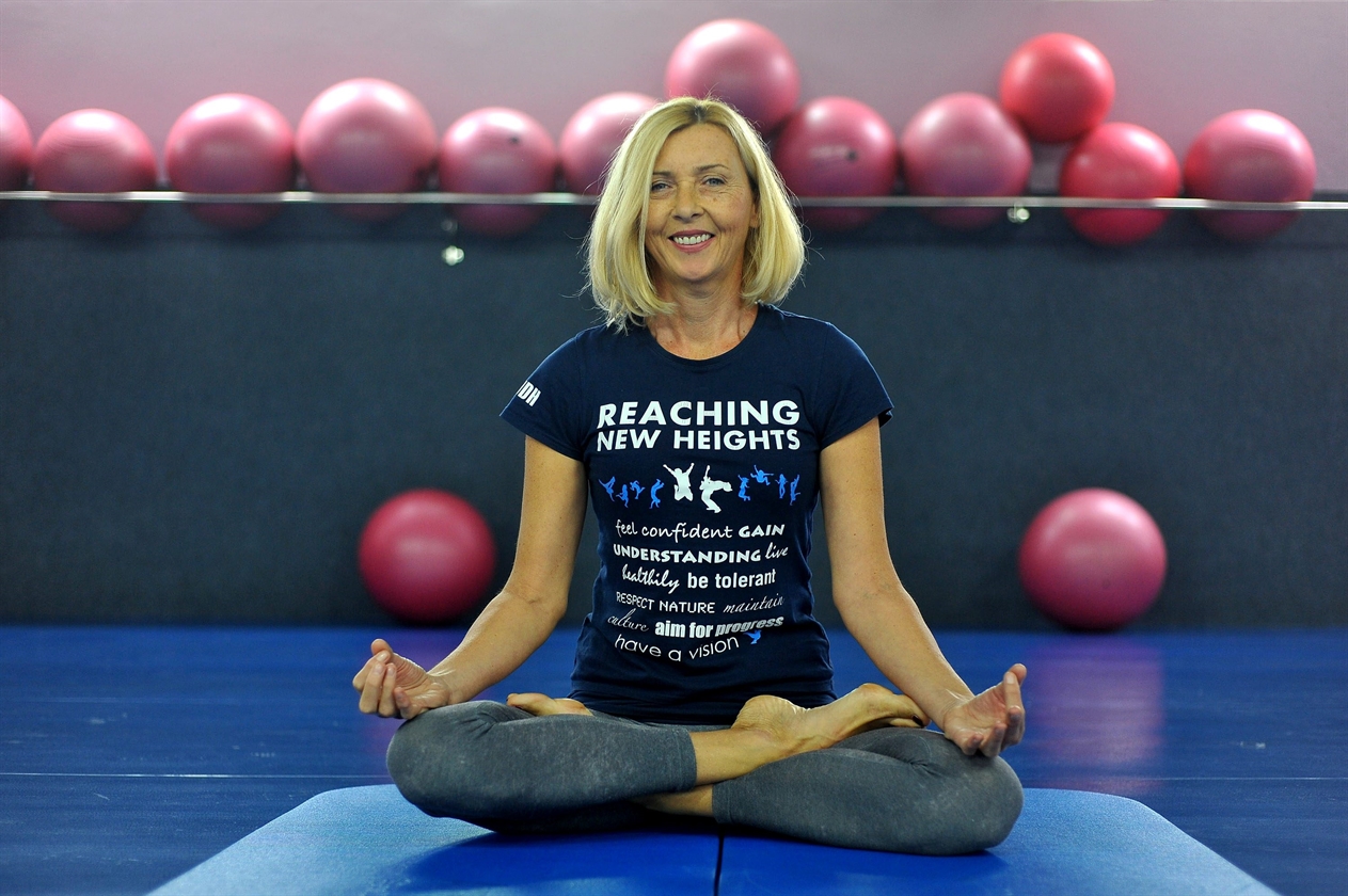 Olivera Antišin je učiteljica joge te shiatsu praktičarka
