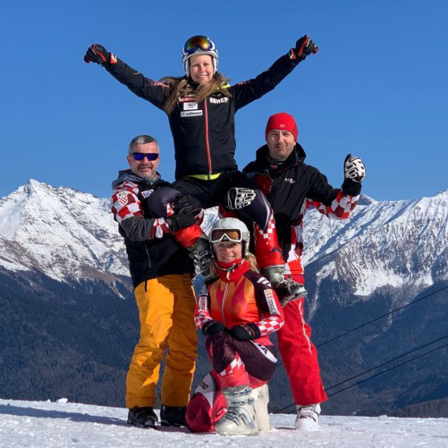 Hrvatski ski team u Rusiji
