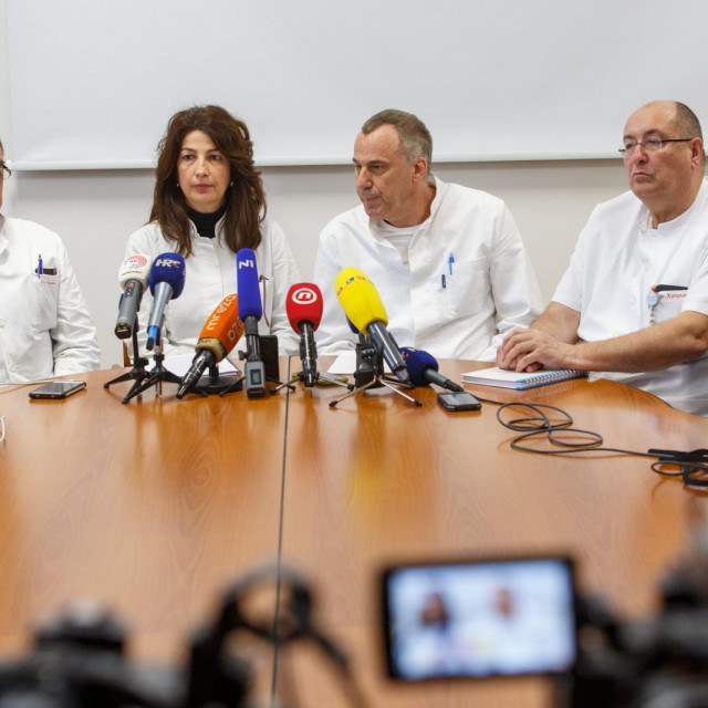 Krizni stožer KBC-a Split: Anton Marović, Dijana Nonković, Boris Lukšić, Nenad Karanović i Julije Meštrović
