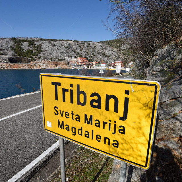 Tribanj Sv. Marija Magdalena, mjesto na samoj granici Zadarske i Ličko-senjske županije u kojoj živi 18 ljudi.