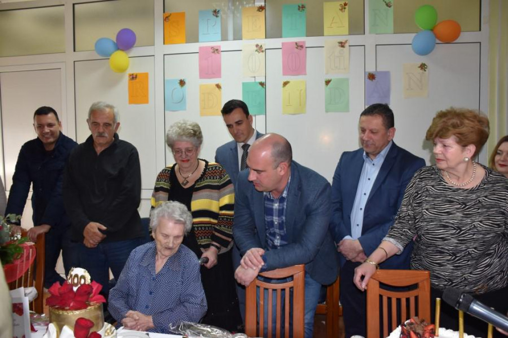 Ana Kozić, proslavila 100. rođendan