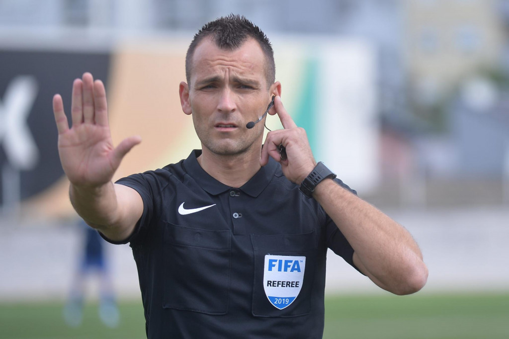Na utakmici juniora Rudeša i Hajduka Bebek je čekao signal iz VAR sobe, a u nedjelju će ga davati Zdenku Lovriću