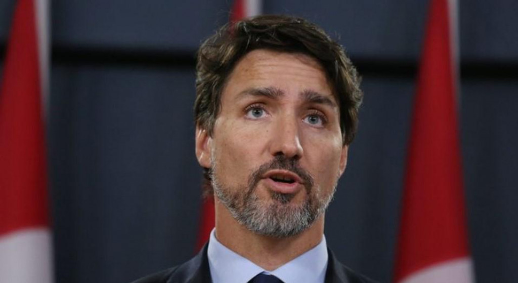 Kanadski premijer Justin Trudeau i njegova supruga Sophie od četvrtka su u samoizolaciji zbog blagih simptoma koje je ona razvila,