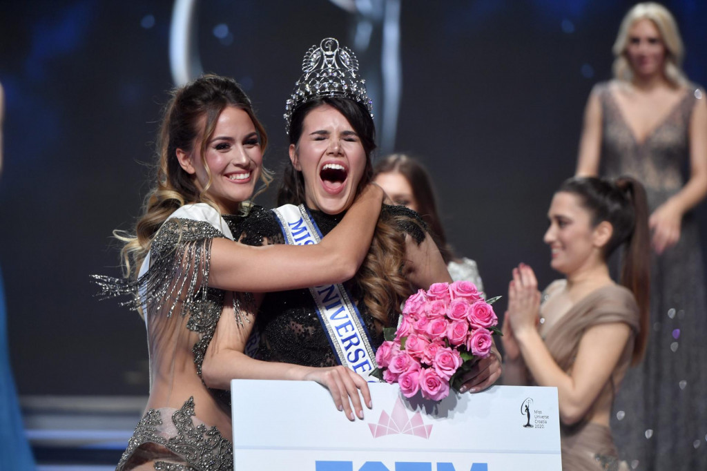 Slavlje je bilo golemo: Mirna Naiia Marić, Miss Universe Hrvatske 2020.