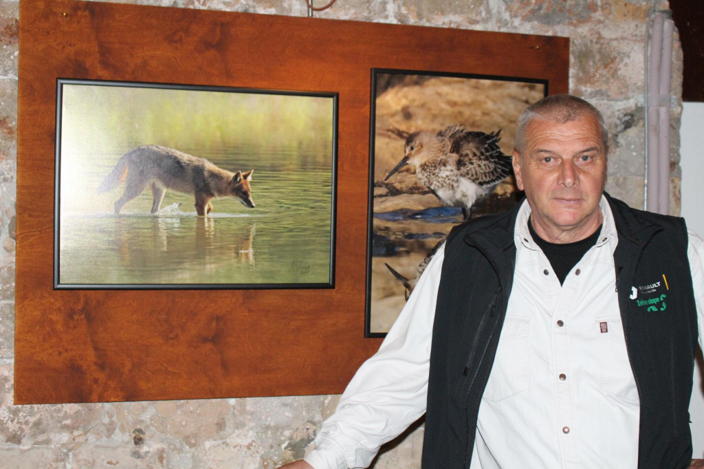 Zagrebački fotograf s lumbarajskom adresom Miljenko Marukić otvorio je izložbu fotografija u prostoru dubrovačkog Aquarija