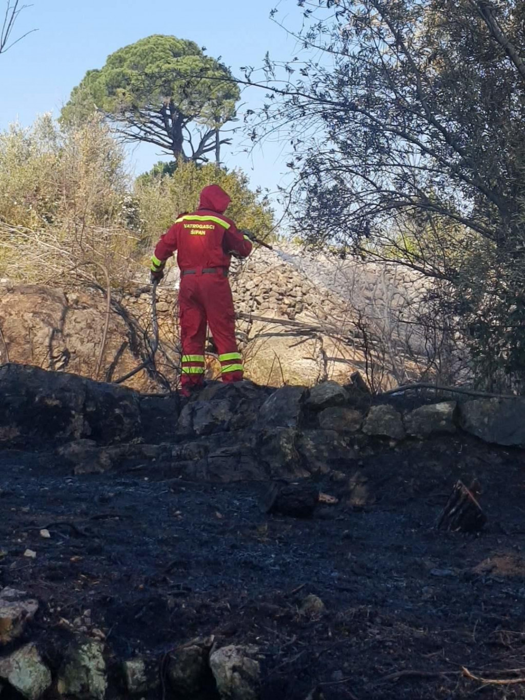 gašenje požara na predjelu Trap na otoku Šipanu