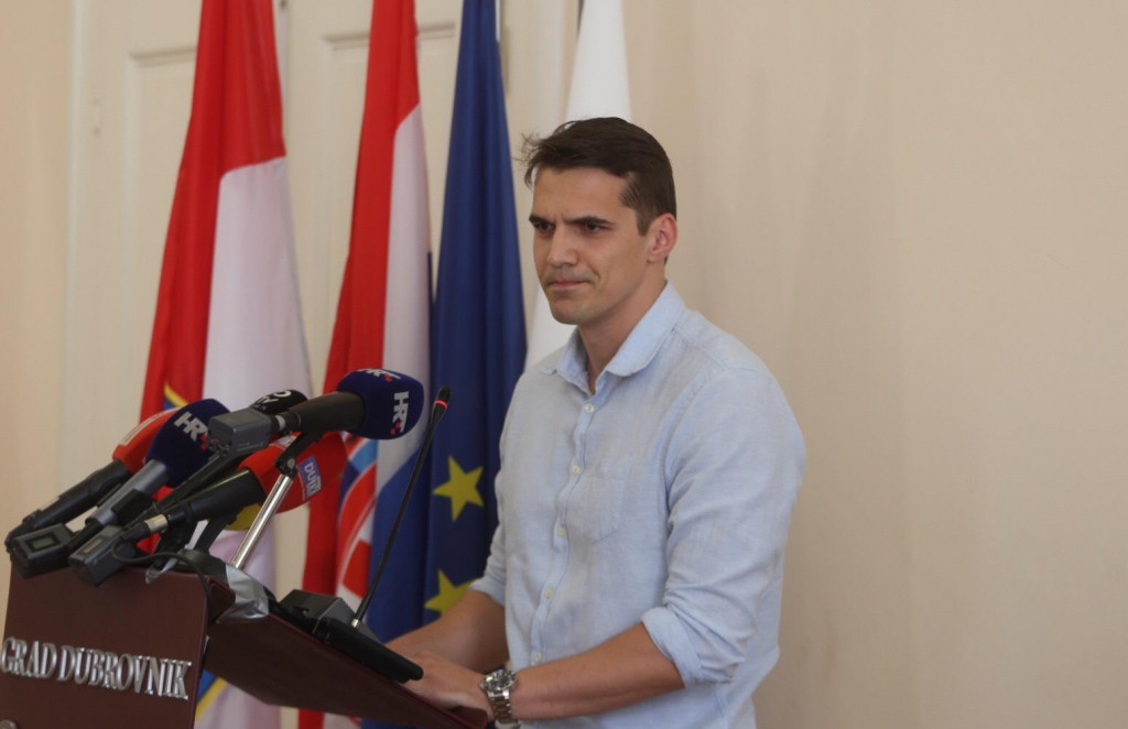 šef dubrovačkog SDP-a Jadran Barač u vijenićkim klupama