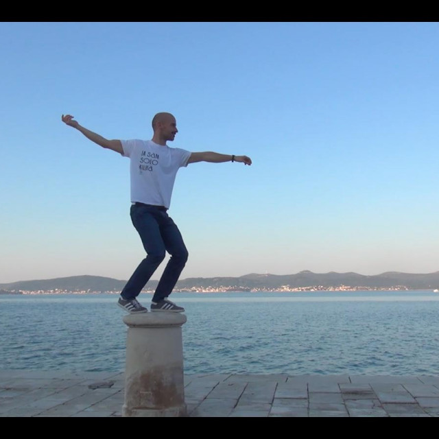 Prizor iz videa Zadarskoga plesnog ansambla povodom obilježavanja Svjetskog dana plesa