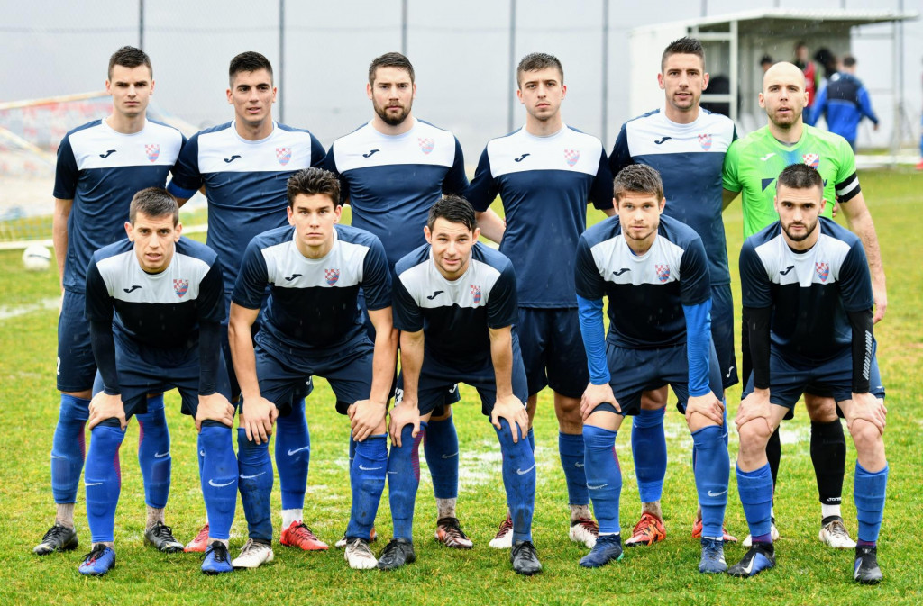 Prvih jedanaest GOŠK Dubrovnika u kup utakmici protiv Konavljanina u Čilipima foto: Tonći Plazibat / HANZA Media