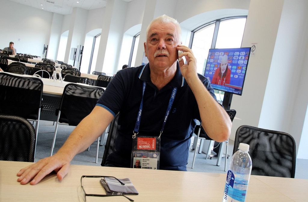Mateo Beusan u press centru Svjetskog nogometnog prvenstva 2018. u Moskvi uoči finala Francuska - Hrvatska foto: Tonči Vlašić