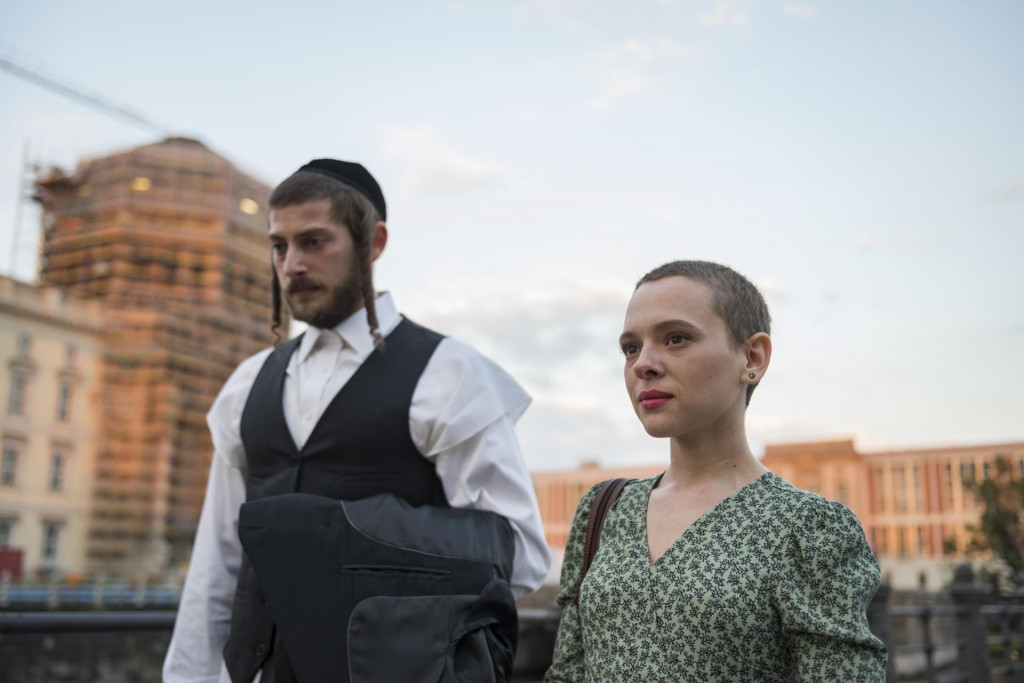 Netflixov serijal &amp;#39;Neortodoksna&amp;#39; pruža uvid u život zatvorene židovske zajednice