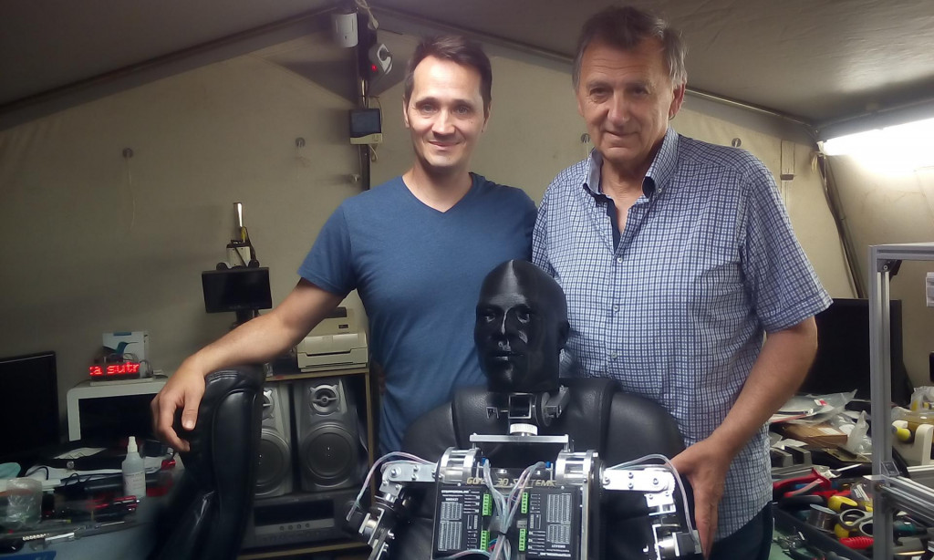 Na Zlarinu se proizvodi humanoidni robot
