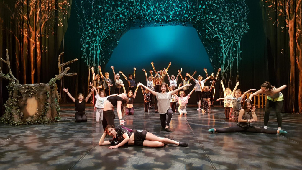 Predstava &amp;#39;Petar i vuk&amp;#39;: 28 mladih plesača iz Moderne grupe Baletnog studija HNK donosi svježu energiju