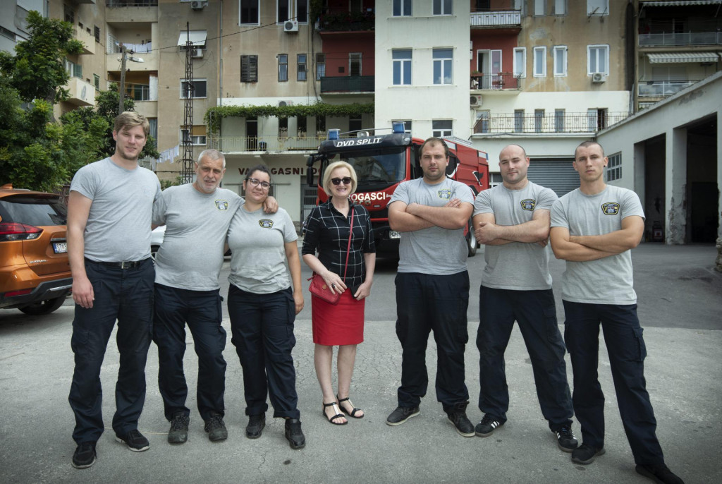 Branka Bezić Filipović (u sredini), praunuka suosnivača DVD-a, s pouzdanom ekipom s Lovreta