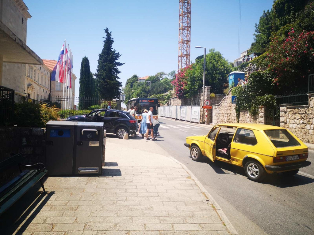 Prometna nesreća pokraj kampusa Sveučilišta u Dubrovniku