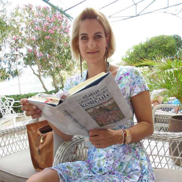 Sunčana Žaknić turistička vodička na zabavan način popularizirala je staru slavnu knjigu