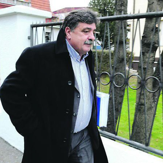 Dopredsjednik Ante Vučemilović Šimunović nezadovoljan je napustio sjednicu Izvršnog odbora