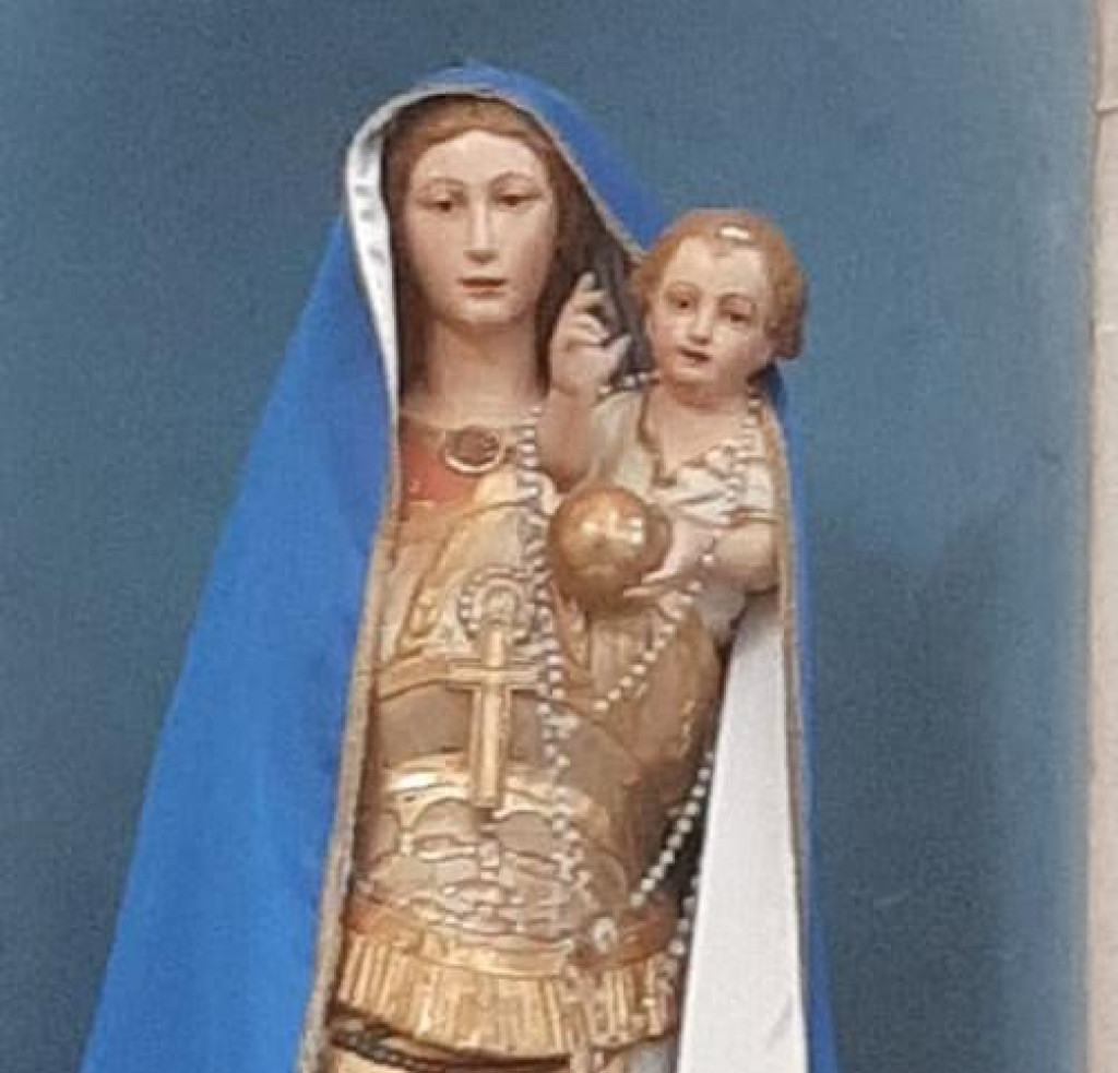 Gospa Lorestka i mali Isus bez kruna