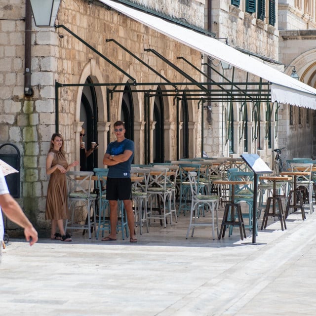 Za razlku od Poreča, Rovinja ili Zadra, Dubrovnik je u srpnju pust
