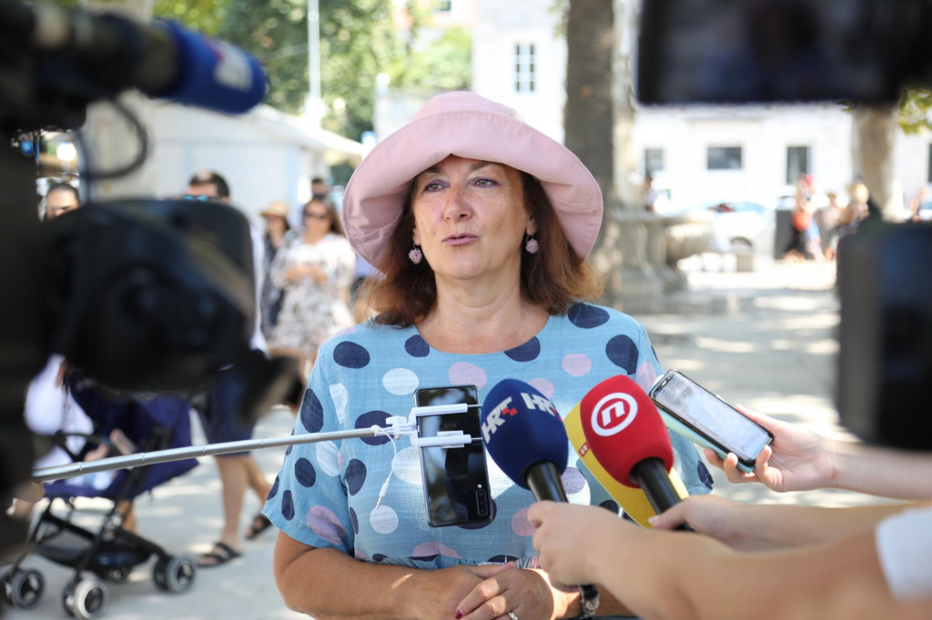 Dubravka Šuica na Brsaljama o EU potpori za sanaciju potresa u Zagrebu