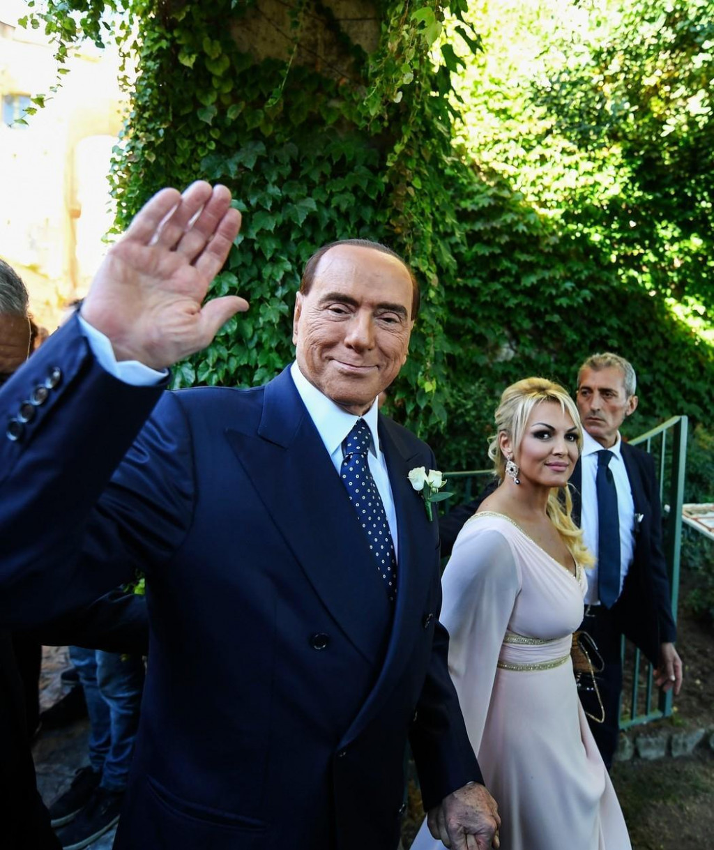 Silvio Berlusconi i Francesca Pascale