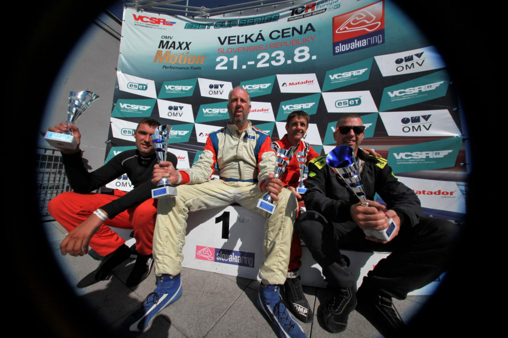 Slavi Dubrovnik Racing na Slovakia Ringu (Nikola Radnjić, Maro Franić, Mirko Pendo i Đivo Franić) foto: Tonči Vlašić
