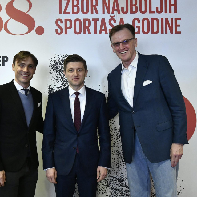 Tomislav Paškvalin u društvu sa Zdravkom Marićem i Darijom Šimićem