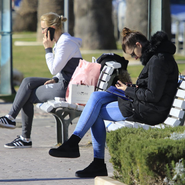 Gotovo cijeli dan oko dva milijuna građana Hrvatske nije moglo ostvariti pozive preko mobitela