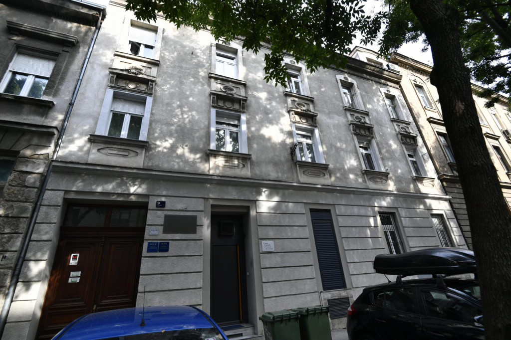 Klub u Slavonskoj ulici u Zagrebu gdje se i za vrijeme karantene okupljala politička elita
