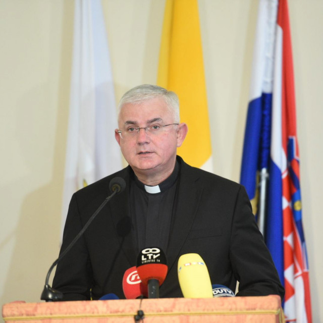 Dubrovački biskup mons. Mate Uzinić imenovan je za riječkog nadbiskupa