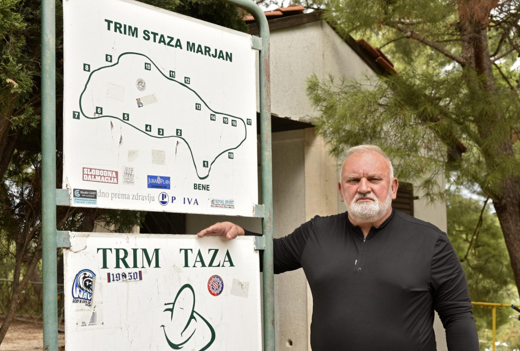 Prof. Željko Baljkas, inicijator posljednje faze uređenja trim- staze na Benama, već 40 godina skrbi o Marjanu 