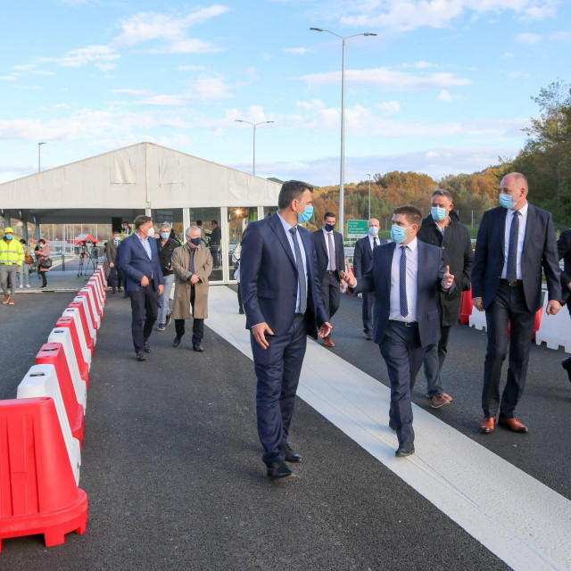 Ministar Butković na otvorenju 12-kilometarske nove dionice punog profila Istarskog ipsilona izmedju Pazina i Cerovlja