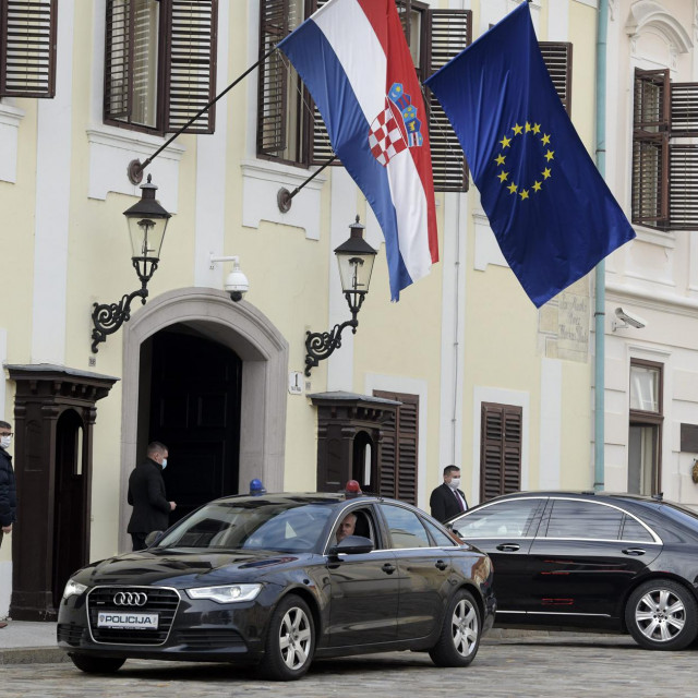 &lt;br /&gt;
Markov trg, predsjednik RH Zoran Milanović dolazi na sjednicu Vijaća nacionalne sigurnosti u Vladu RH&lt;br /&gt;
 