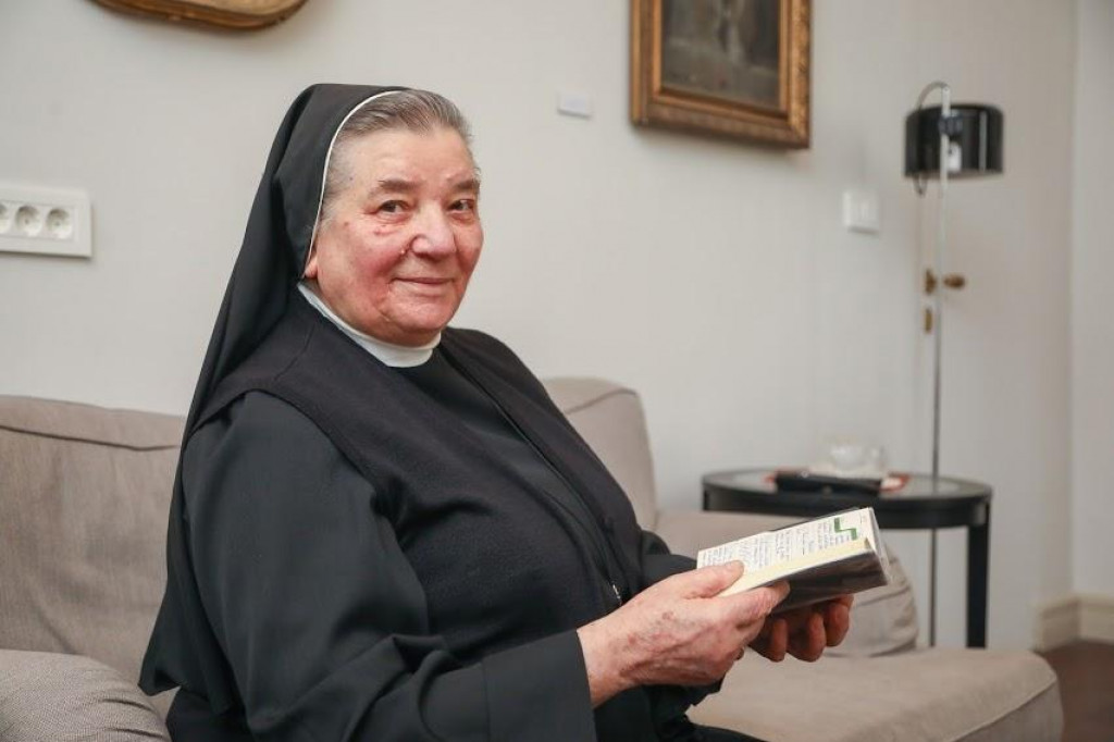 časna sestra Gonzaga Peras