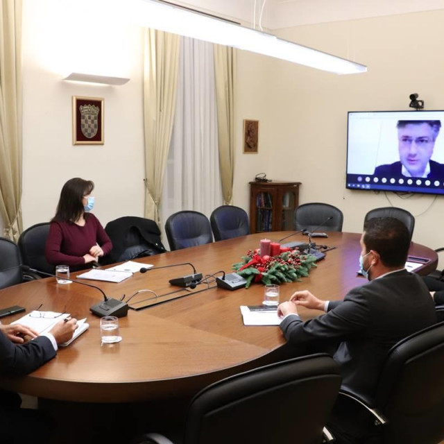 Župan Dobroslavić sudjelovao na redovnom sastanku Vlade sa županima i predstavnicima gradova i općina