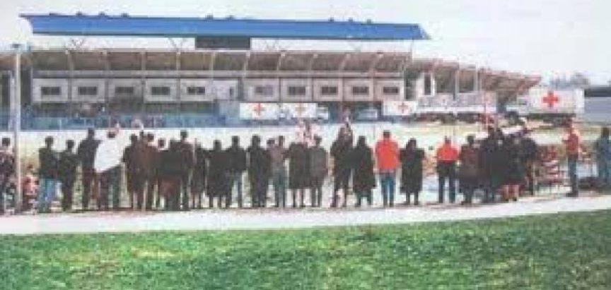 Logor 'Stadion' u Bugojnu (snimka iz 1993. godine)