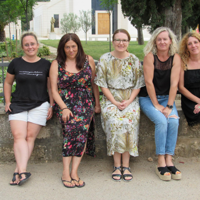 One su volonterke godine: Katarina, Claudia, Irena, Dalida i Anita