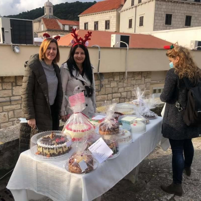 Dobrotvorni torta party na Korčuli