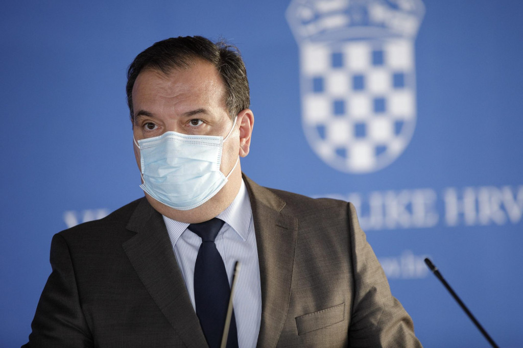 Zagreb, 040121.&lt;br /&gt;
Ministar zdravstva Vili Beros odrazao konferenciju za medije nakon sjednice Vlade RH.&lt;br /&gt;