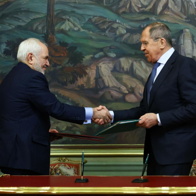Ruski šef diplomacije Sergej Lavrov s iranskim ministrom vanjskih poslova, Mohamadom Džavad Zarifom
